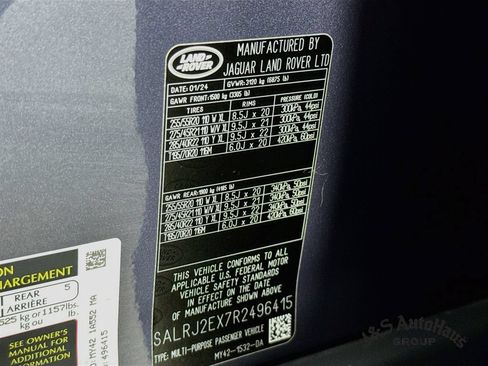 Used 2024 Land Rover Discovery S AWD/4WD image 40
