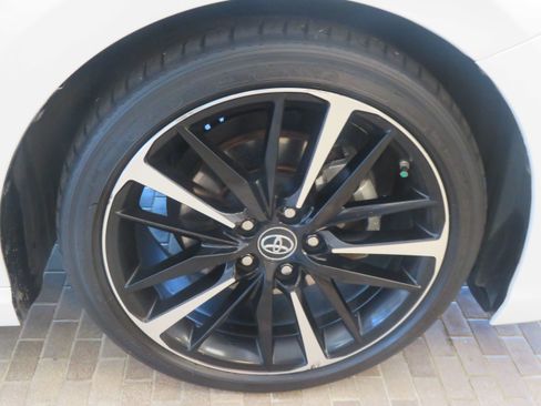 Used 2019 Toyota Camry XSE w/ Driver Assist Package FWD image 10