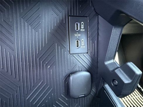 New 2025 Toyota Tacoma 4x4 Double Cab image 21