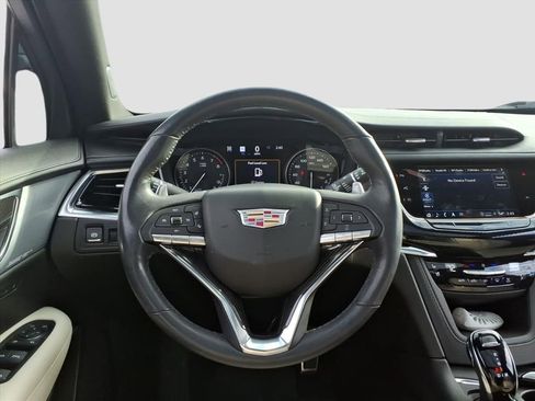 Used 2023 Cadillac XT6 Sport w/ Technology Package image 23