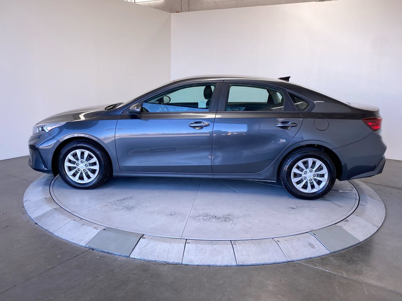Certified 2023 Kia Forte LX FWD image 2