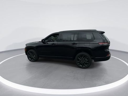 New 2026 Jeep Grand Cherokee L Limited AWD/4WD image 6