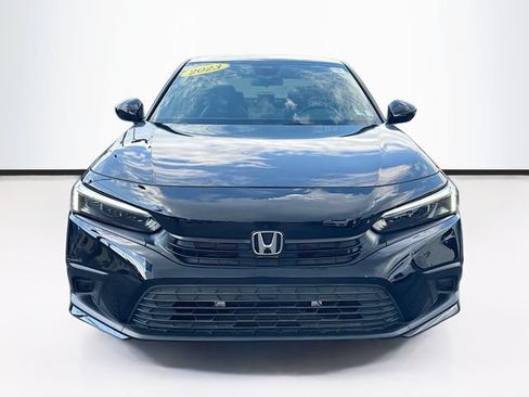 Used 2023 Honda Civic Sport image 2