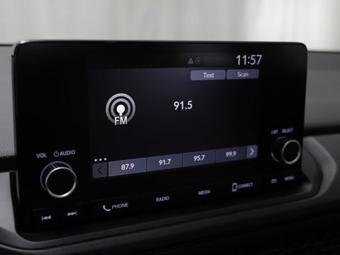 Used 2023 Honda Accord EX image 8