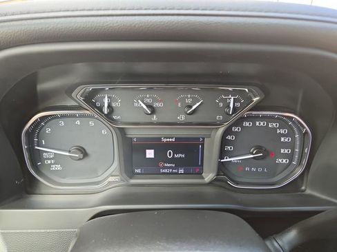 Used 2019 GMC Sierra 1500 SLT w/ SLT Premium Plus Package AWD/4WD image 17