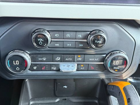 Used 2023 Ford Bronco Badlands AWD/4WD image 17