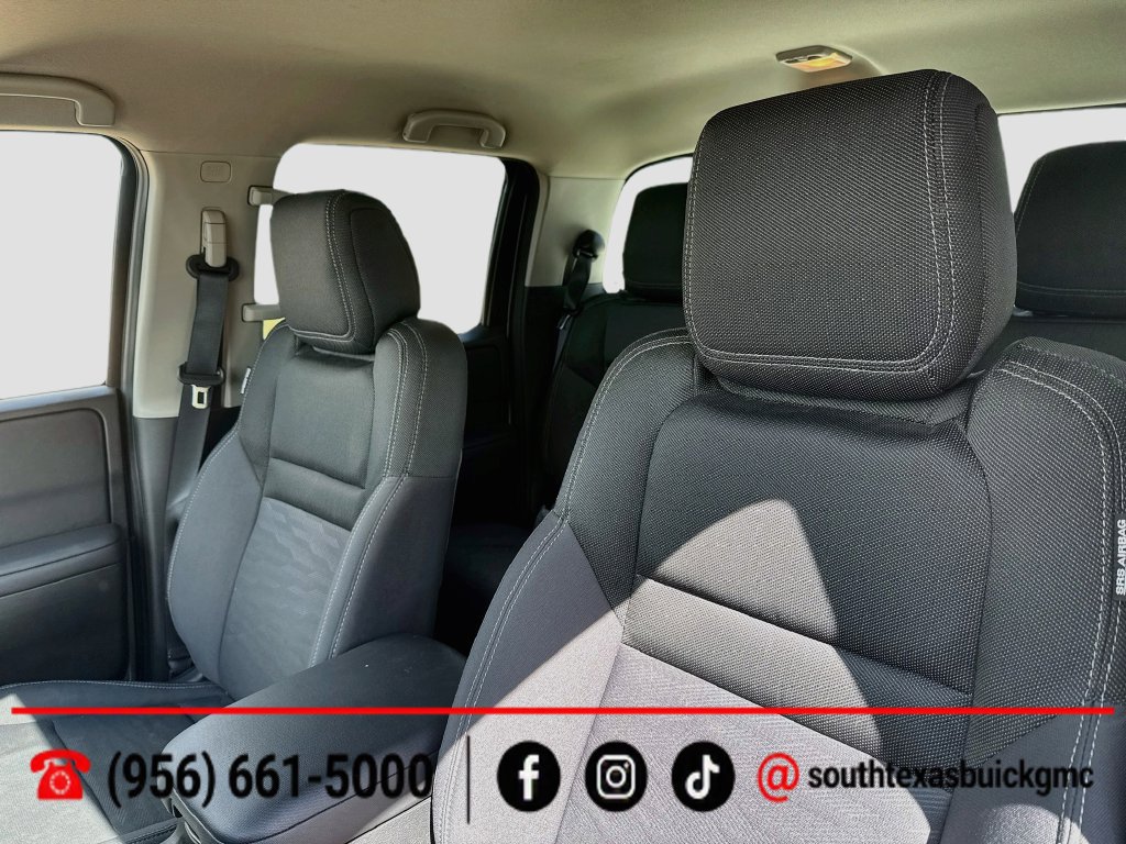 Used 2024 Nissan Frontier SV RWD image 13