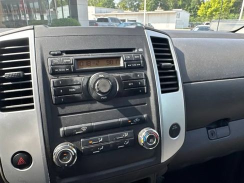 Used 2012 Nissan Frontier SV RWD image 29