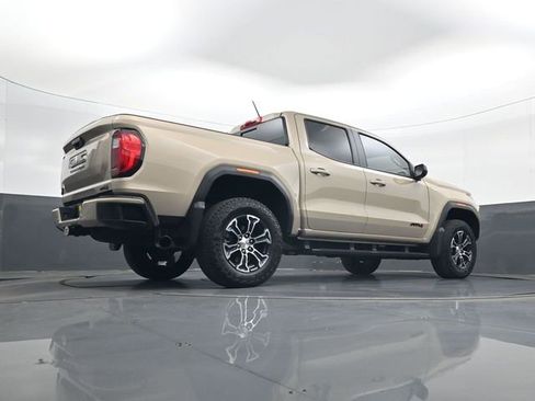 Used 2024 GMC Canyon AT4 w/ AT4 Premium Package AWD/4WD image 25