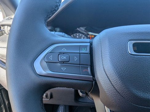 New 2026 Jeep Compass Limited image 19