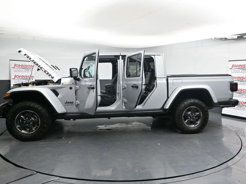 Used 2023 Jeep Gladiator Rubicon w/ Cold Weather Group image 42