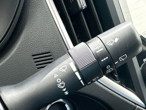 Used 2024 Subaru Forester Touring image 14