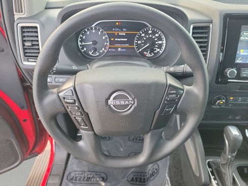 Certified 2022 Nissan Frontier SV image 24