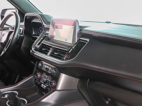 Used 2024 Chevrolet Suburban RST w/ Luxury Package image 30