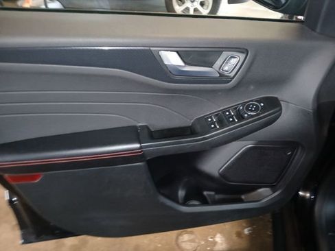 Used 2024 Ford Escape ST-Line w/ Tech Pack #1 AWD/4WD image 15