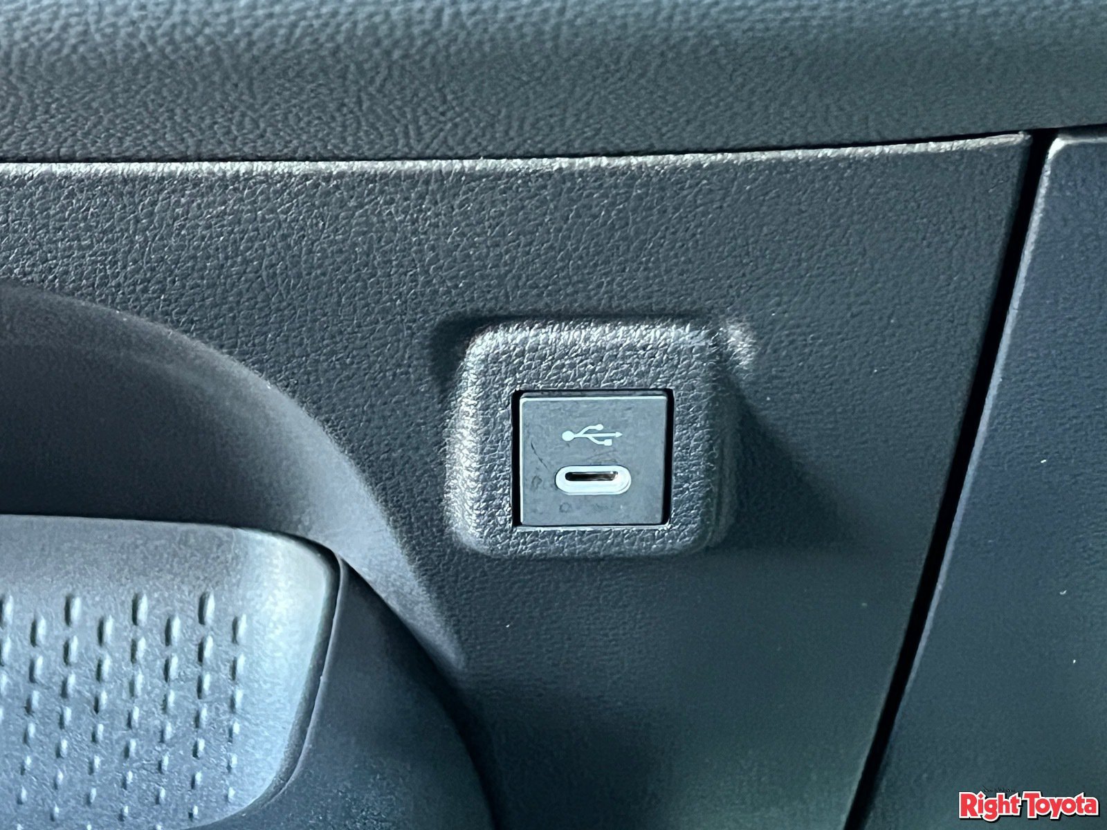 Certified 2026 Toyota Corolla SE FWD image 27