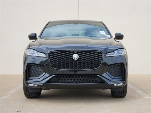 Used 2026 Jaguar F-PACE R-Dynamic S image 2