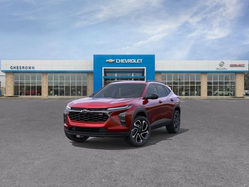New 2026 Chevrolet Trax RS w/ Sunroof Package FWD image 8