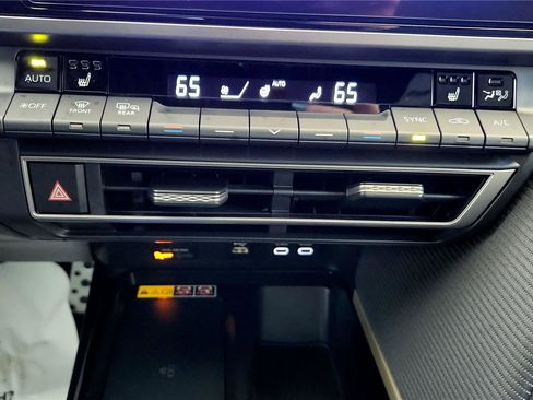 Certified 2026 Toyota Camry SE AWD/4WD image 32