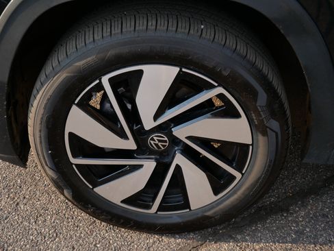Certified 2026 Volkswagen Atlas SE AWD/4WD image 15
