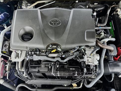 Used 2021 Toyota Camry SE FWD image 36