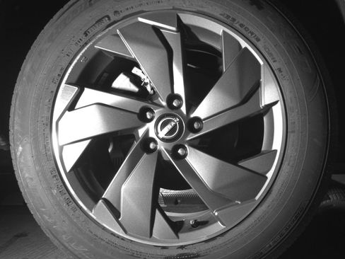 Used 2025 Nissan Rogue SV FWD image 15