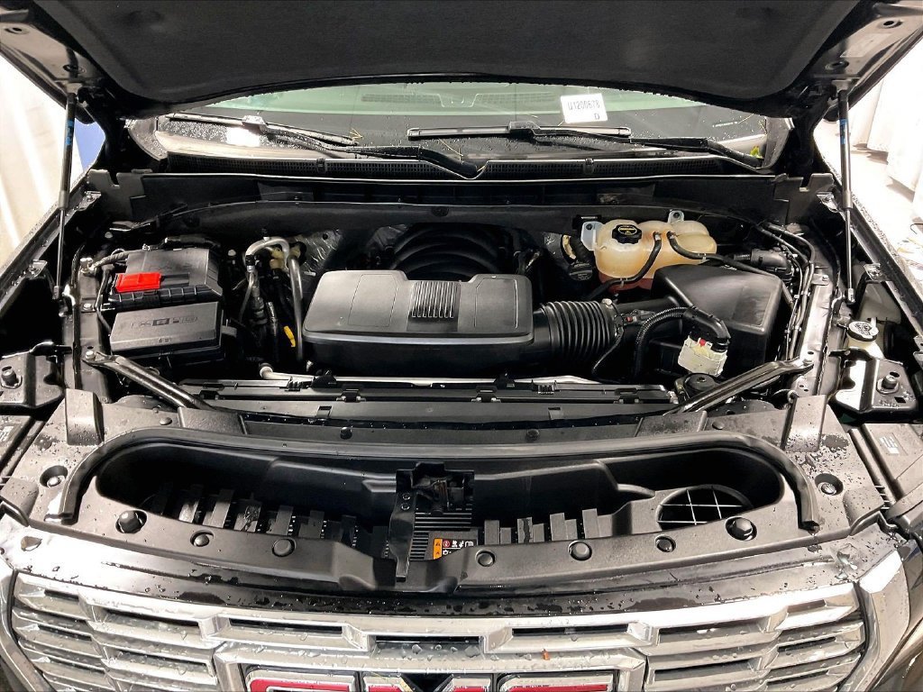 Used 2025 GMC Yukon Denali AWD/4WD image 29