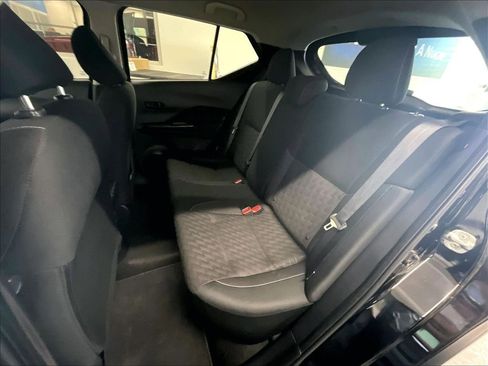 Used 2022 Nissan Kicks S FWD image 15