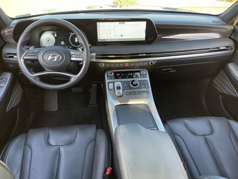 Used 2025 Hyundai Palisade Calligraphy FWD image 21