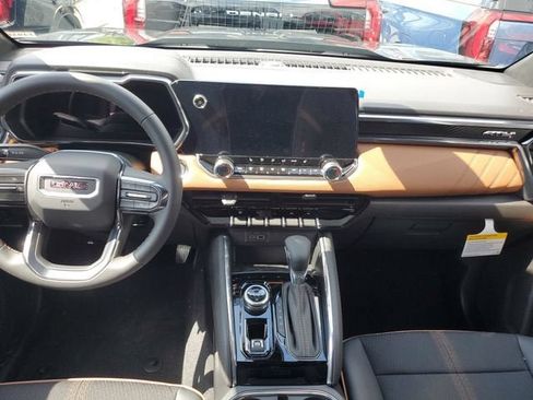 New 2026 GMC Canyon AT4 AWD/4WD image 14