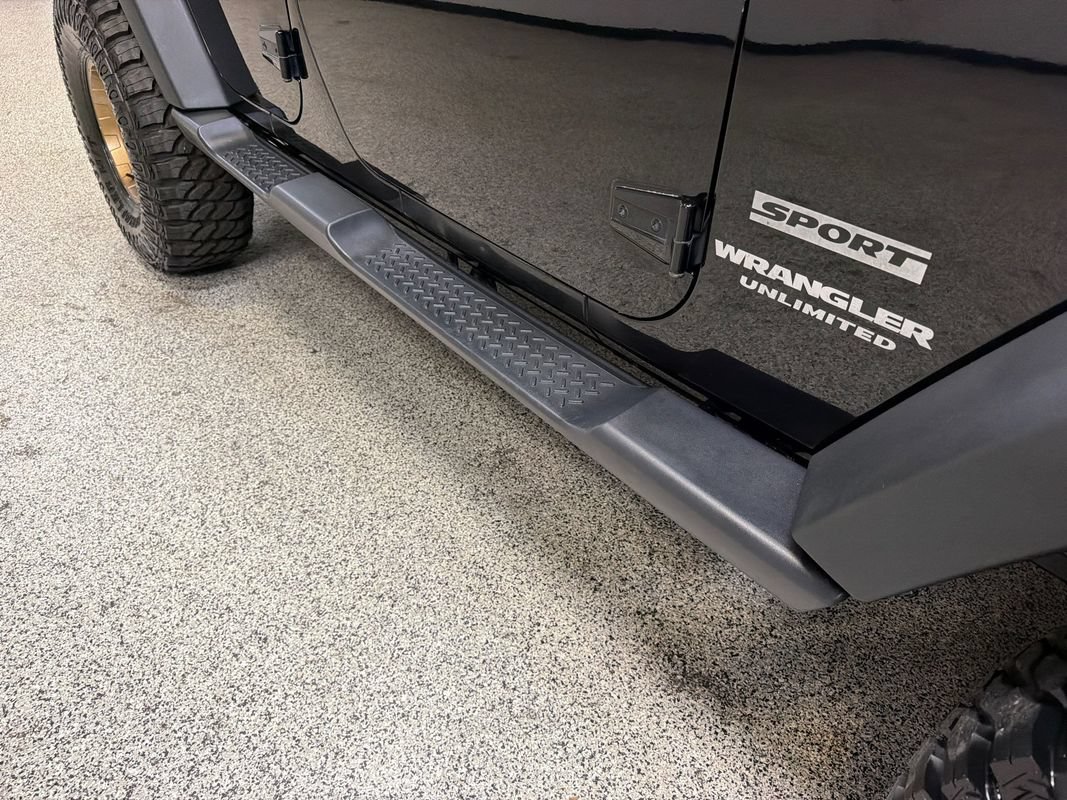Used 2015 Jeep Wrangler Unlimited Sport w/ Quick Order Package 24S AWD/4WD image 42