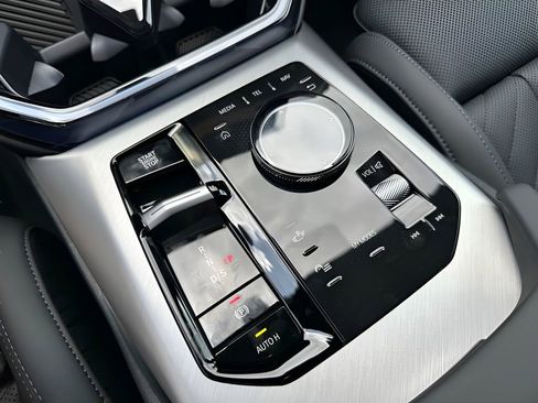 New 2026 BMW X3 xDrive30 AWD/4WD image 19