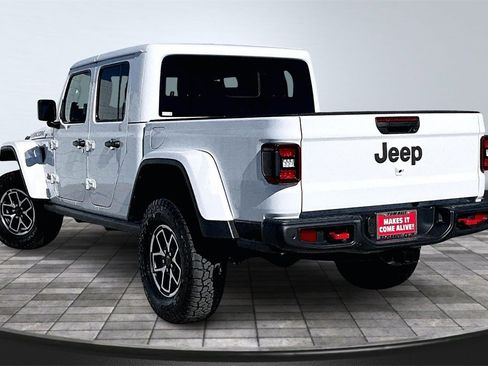 New 2025 Jeep Gladiator Rubicon image 4