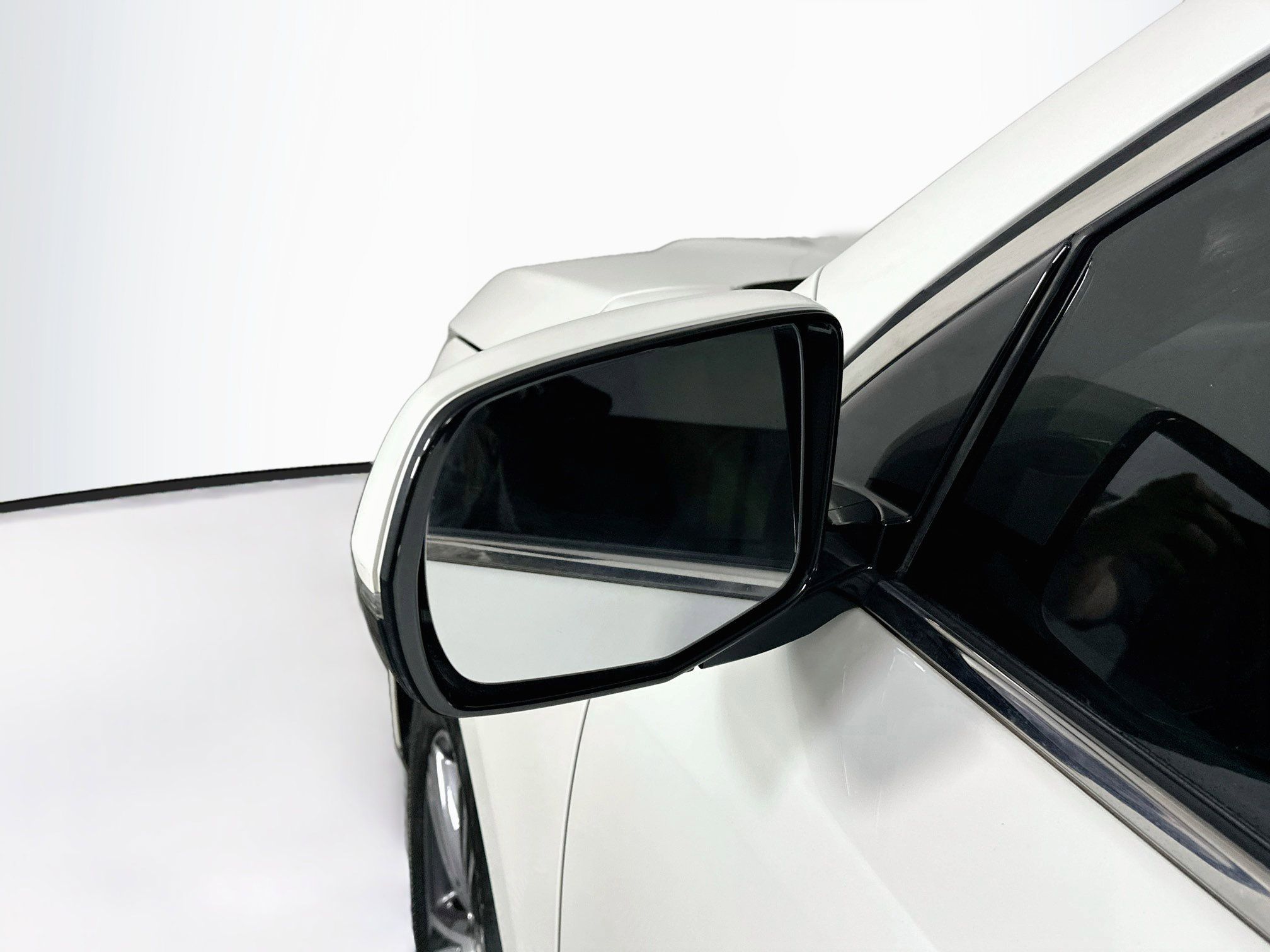 Used 2018 Acura MDX FWD image 16