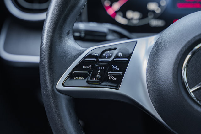 Certified 2025 Mercedes-Benz C 300 4MATIC Sedan image 29
