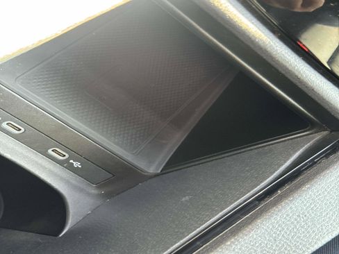 Used 2022 Volkswagen ID.4 Pro image 28