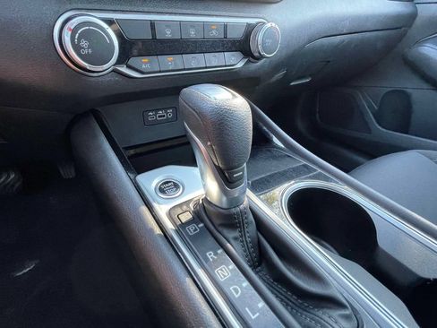 Used 2024 Nissan Altima 2.5 SV FWD image 32