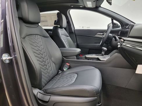 New 2026 Kia Sportage X-Line w/ X-Line Technology Package image 18