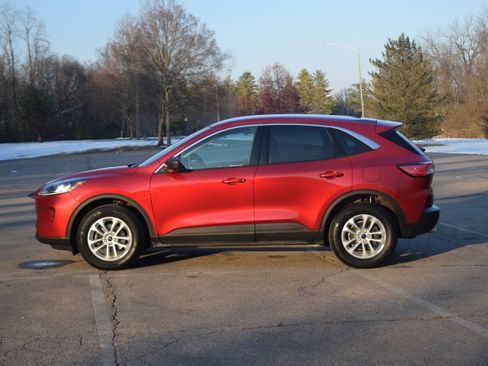 Certified 2022 Ford Escape SE w/ Convenience Package image 22