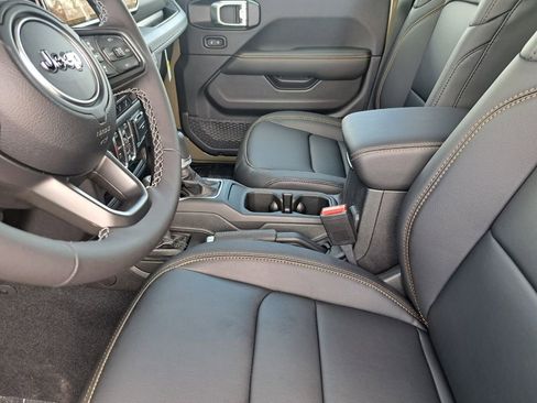 New 2026 Jeep Gladiator Sport image 17