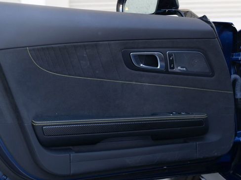 Used 2020 Mercedes-Benz AMG GT R image 12