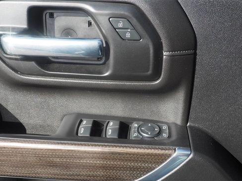 Used 2020 Chevrolet Silverado 2500 LT w/ Convenience Package image 15