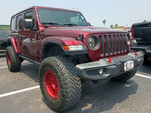Used 2022 Jeep Wrangler Unlimited Rubicon w/ Cold Weather Group AWD/4WD image 2