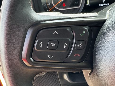 Used 2025 Jeep Wrangler Unlimited Rubicon AWD/4WD image 24