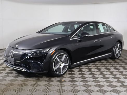 Used 2023 Mercedes-Benz EQE 500 4MATIC Sedan w/ Exclusive Trim Package image 8