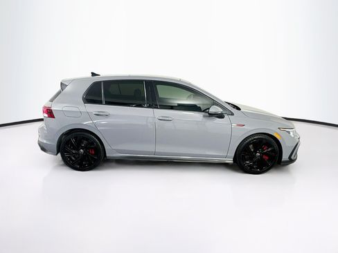 Used 2022 Volkswagen GTI SE FWD image 10