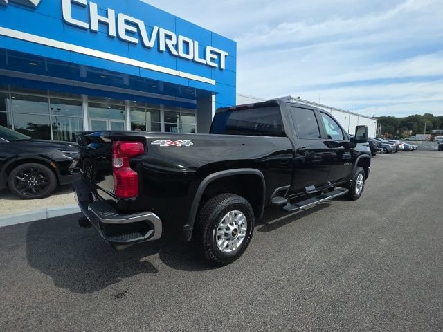 Used 2025 Chevrolet Silverado 2500 LT w/ Convenience Package AWD/4WD image 7