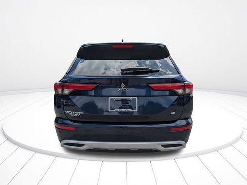 Used 2024 Mitsubishi Outlander SE AWD/4WD image 5