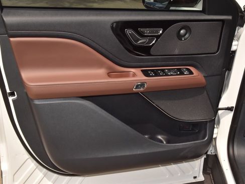 New 2026 Lincoln Aviator Reserve RWD image 64