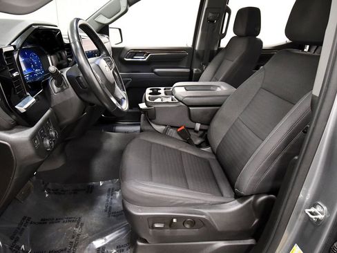 Used 2023 Chevrolet Silverado 1500 LT image 14